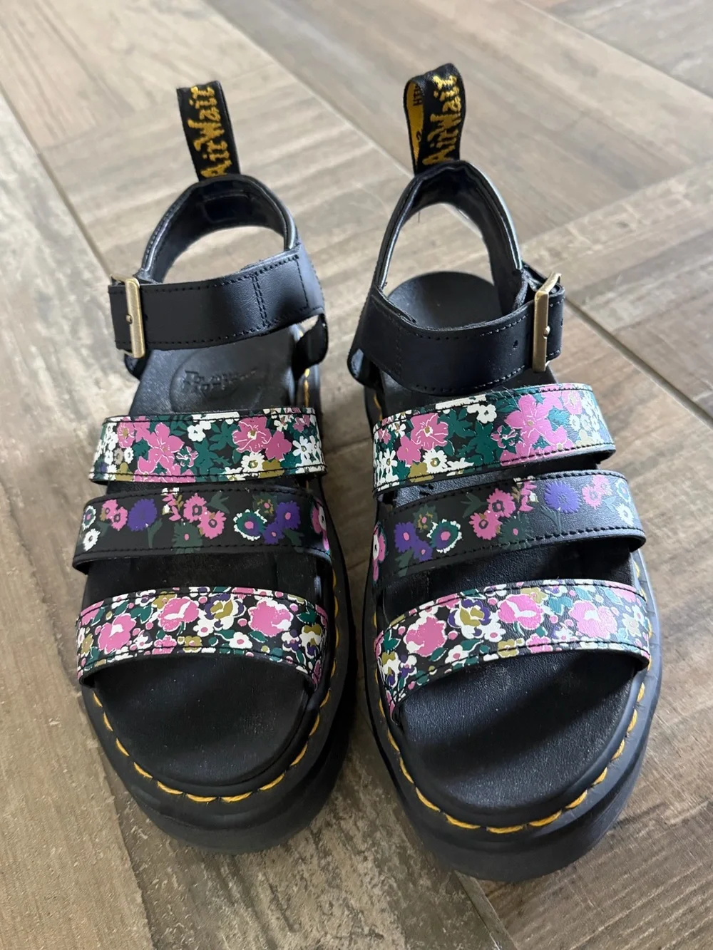 DR. MARTENS Blair’s Black Floral sandals size 7